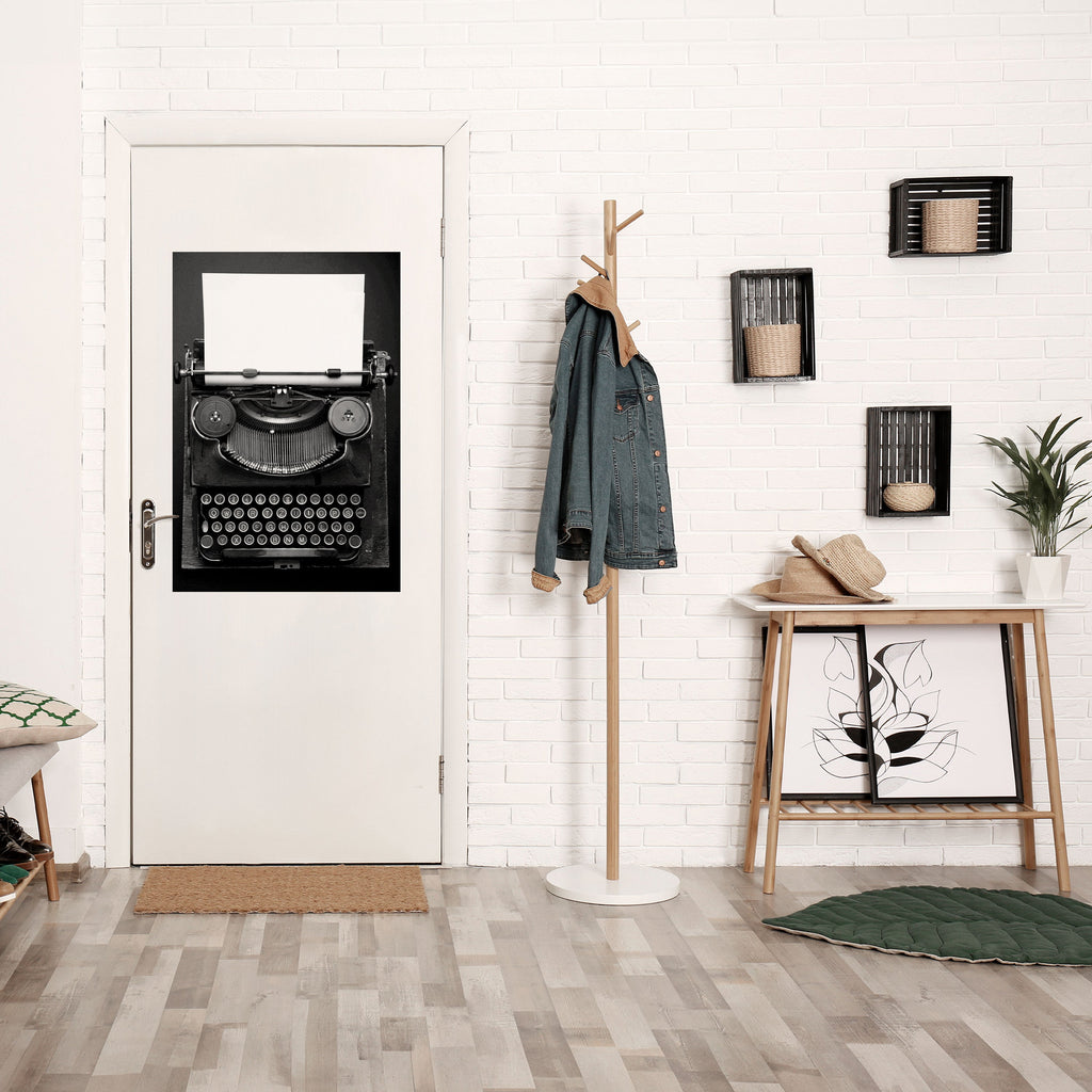 TYPEWRITER SYMPHONY Vertikales Poster zum Abziehen und Aufkleben