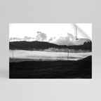 MISTY MOUNTAIN RADIANCE Selbstklebendes Horizontal-Poster