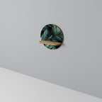 LEAFY ELEGANCE Rundes Kunstregal in Eiche-Optik