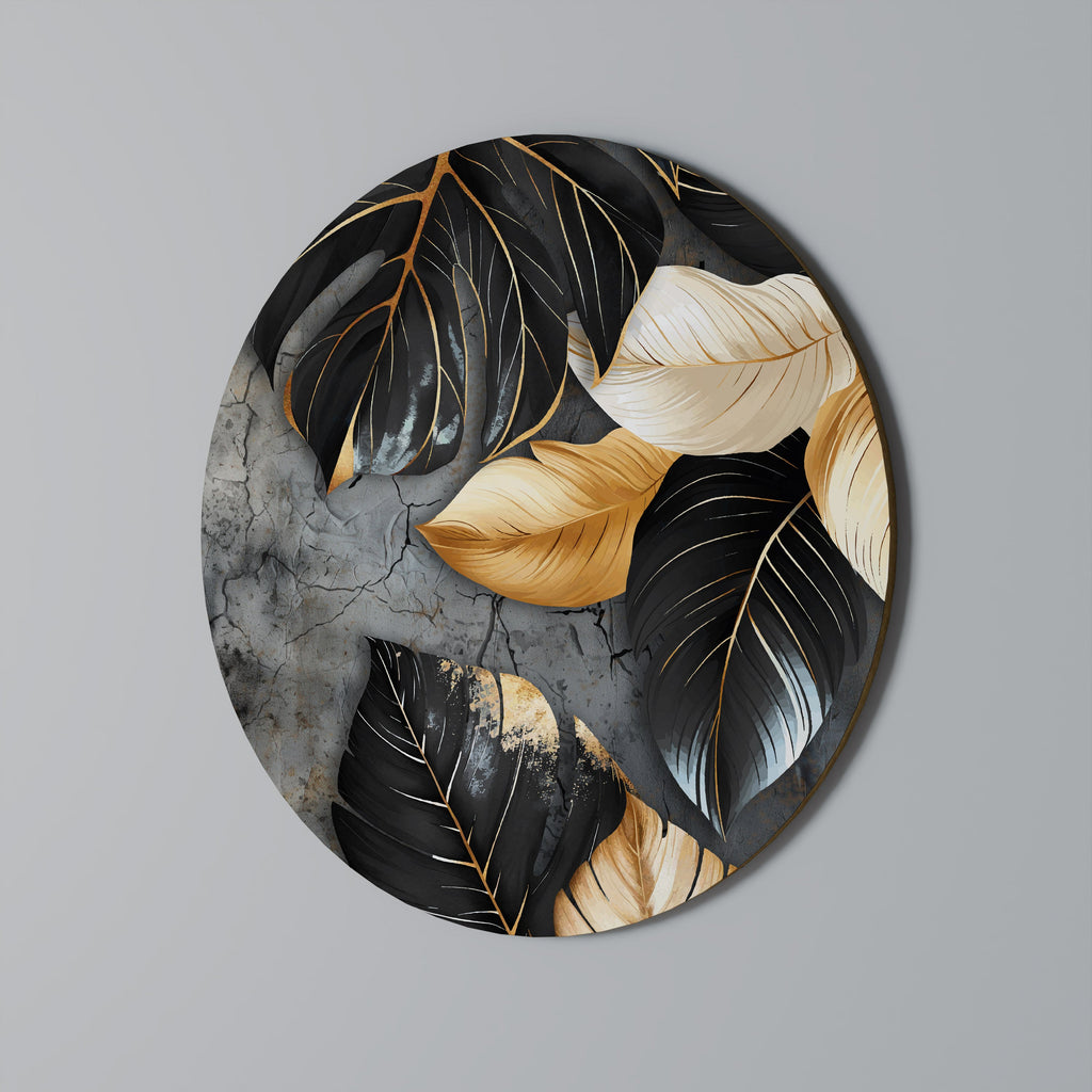 NATURE'S DARK EMBRACE Runde Wanddekoration Ø 69 cm