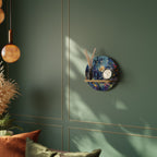 MIDNIGHT BLOSSOM Rundes Kunstregal in Eiche-Optik