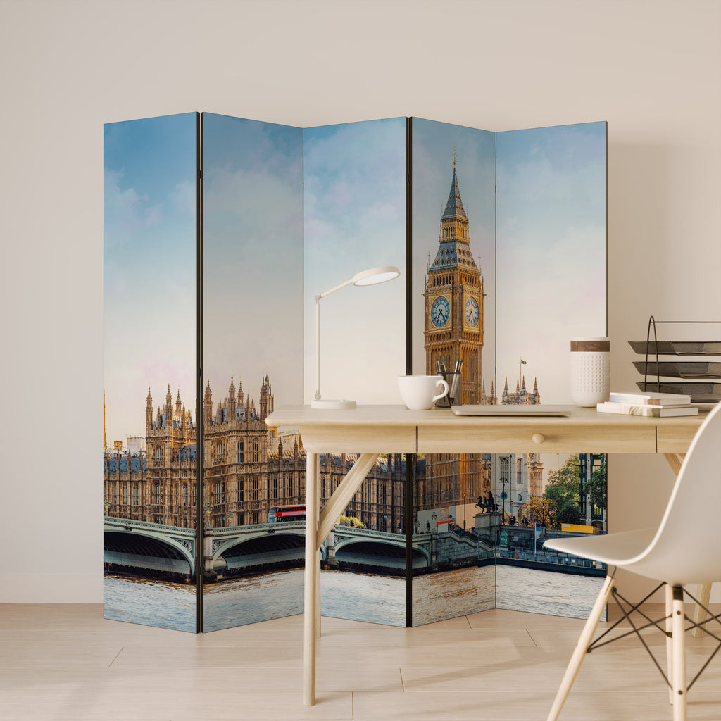 ZEITLOSE LONDON-ELEGANZ Dekorativer 5-teiliger Raumteiler