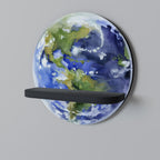 EARTH TROOP Rundes Kunstregal in Schwarz