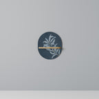 SHADOW BRANCH Ovales Kunstregal in Eiche-Optik