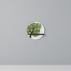 WILDERNESS DASH Rundes Kunstregal in Schwarz