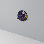 FESTIVE PLEASURES Rundes Kunstregal in Schwarz