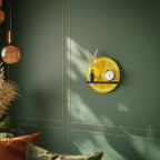 STRENGTHENING LEMON Rundes Kunstregal in Schwarz