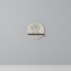 DELICATE BEAUTY Rundes Kunstregal in Schwarz