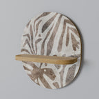 PASSING TIME Ovales Kunstregal in Eiche-Optik