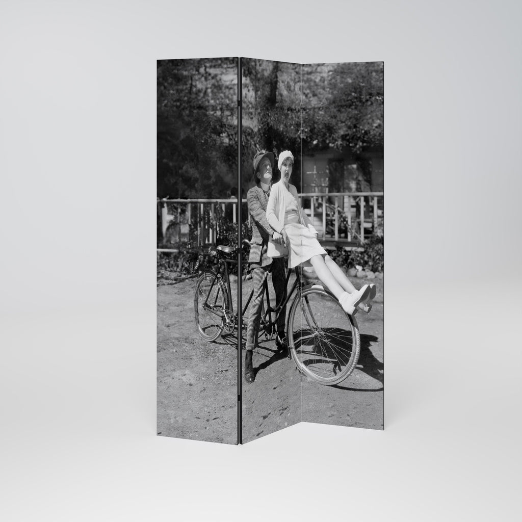 RIDING THROUGH TIME Dekorativer 3-teiliger Raumteiler