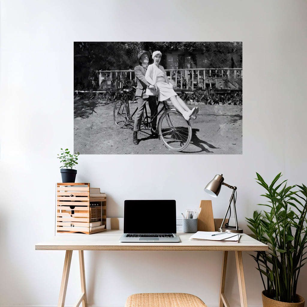 RIDING THROUGH TIME Selbstklebendes Horizontal-Poster