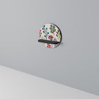 AUTUMN SUNDRIES Rundes Kunstregal in Schwarz