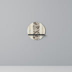 FOLIAGE TALES Rundes Kunstregal in Schwarz