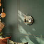 MORNING BY THE LAKE Rundes Kunstregal in Eiche-Optik