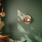 SANDHILLS SPLENDOUR Rundes Kunstregal in Schwarz