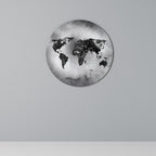 SHADOWED CONTINENTS Runde Wanddekoration Ø 69 cm