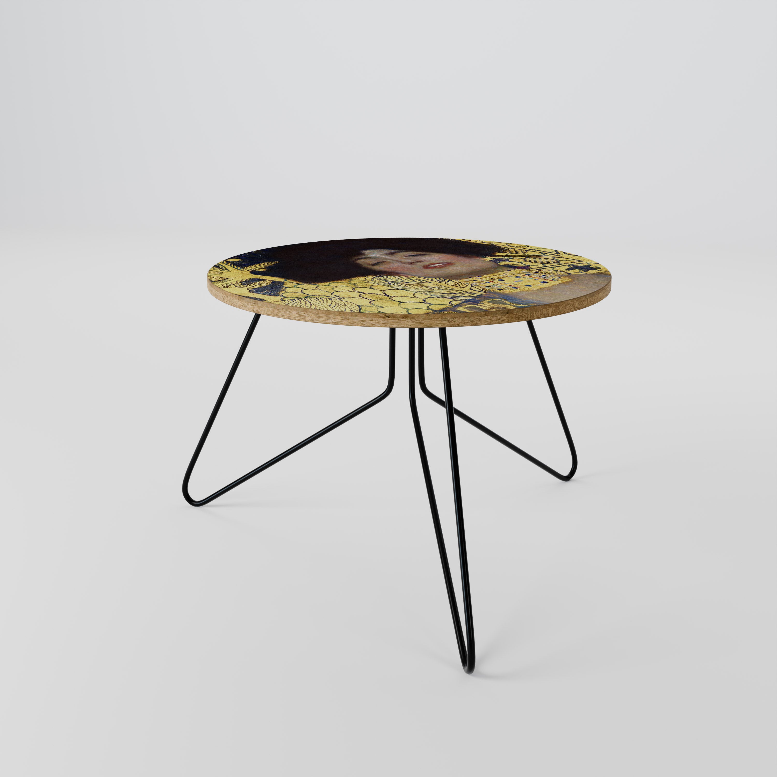 JUDITH WITHOUT HOLOFERNES Couchtisch