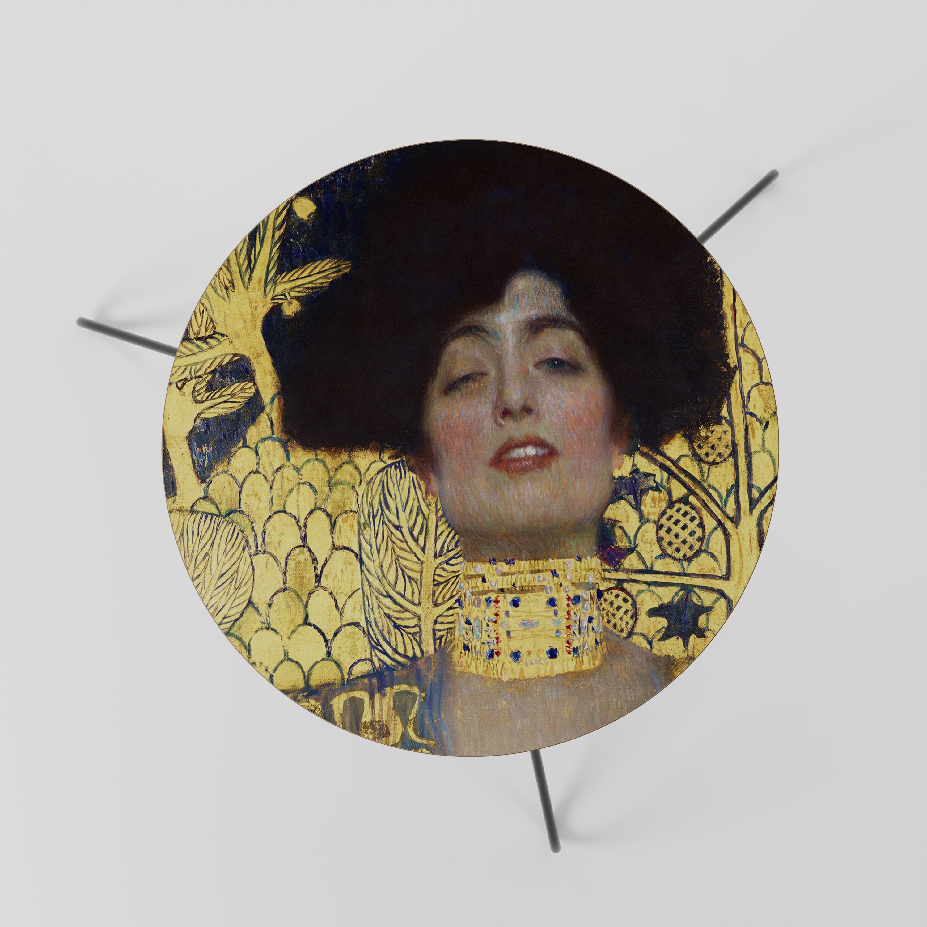 JUDITH OHNE HOLOFERNES Couchtisch 60