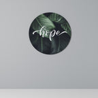 GREEN WHISPERS OF HOPE Runde Wanddekoration Ø 69 cm