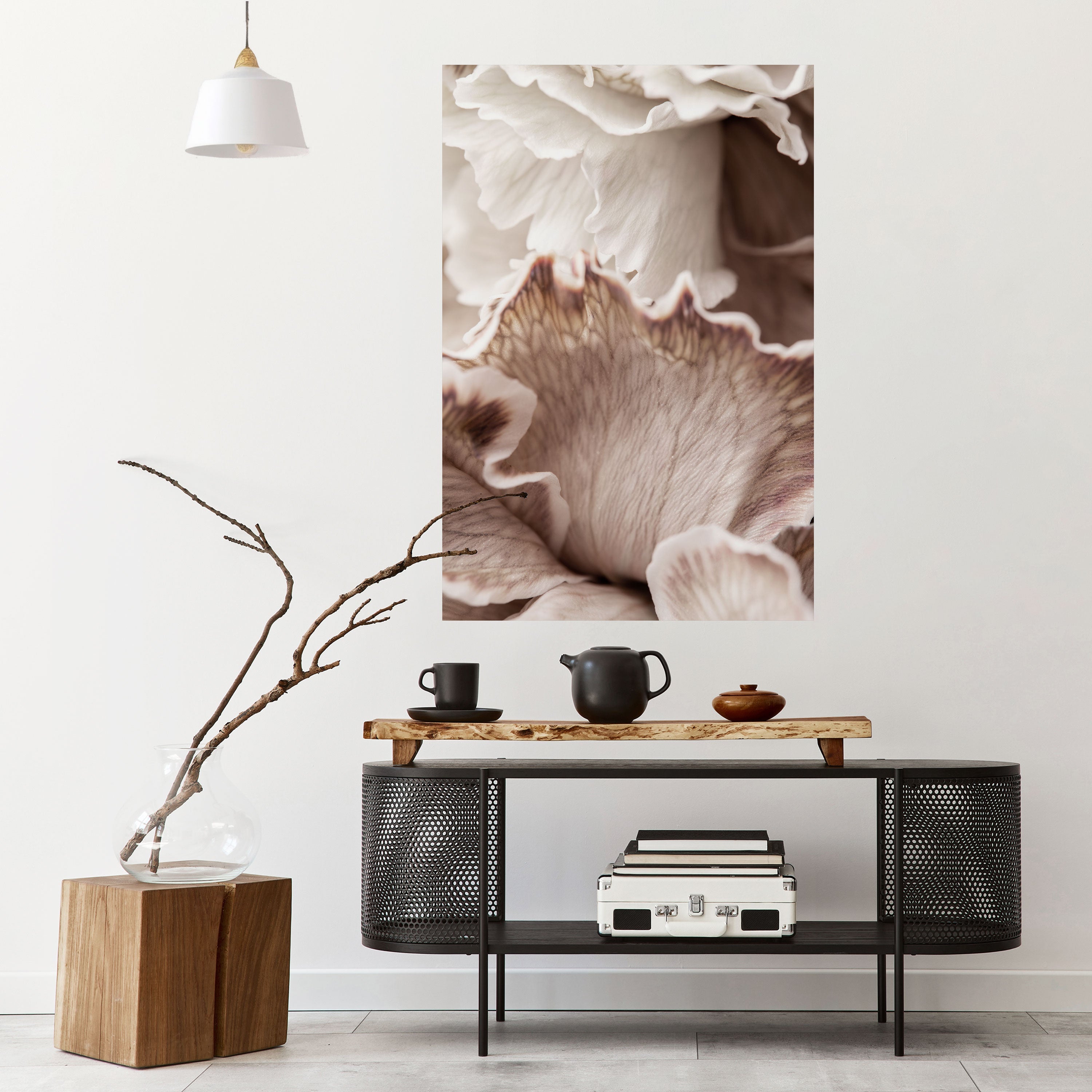 SURREAL BLOOM DANCE Vertikales Poster zum Abziehen und Aufkleben