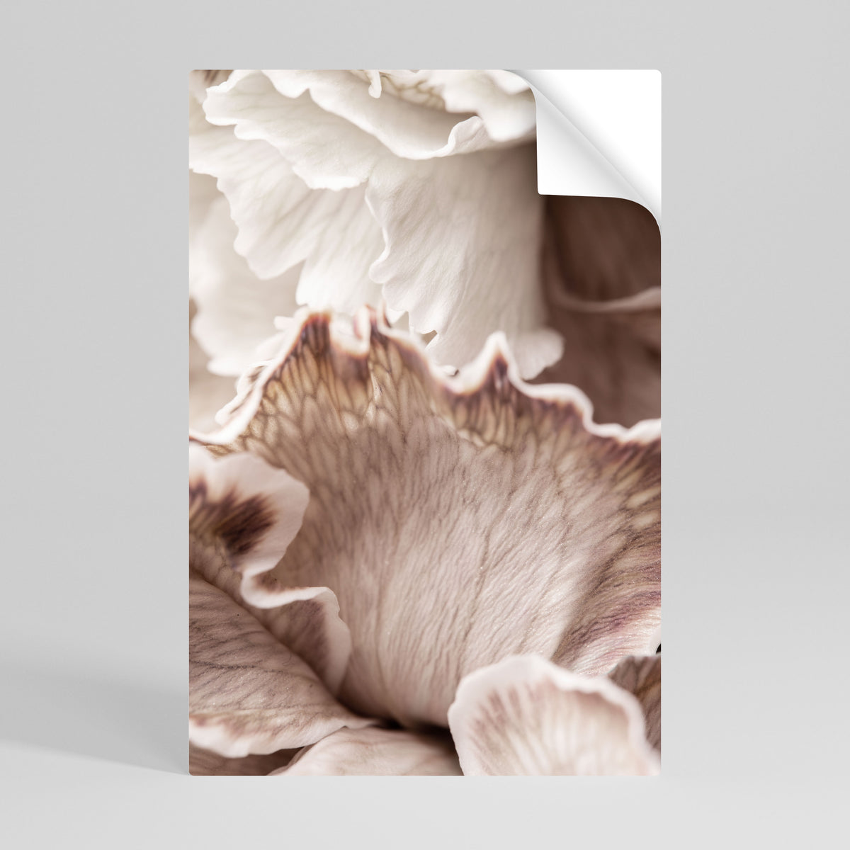 SURREAL BLOOM DANCE Selbstklebendes Poster - Hochformat