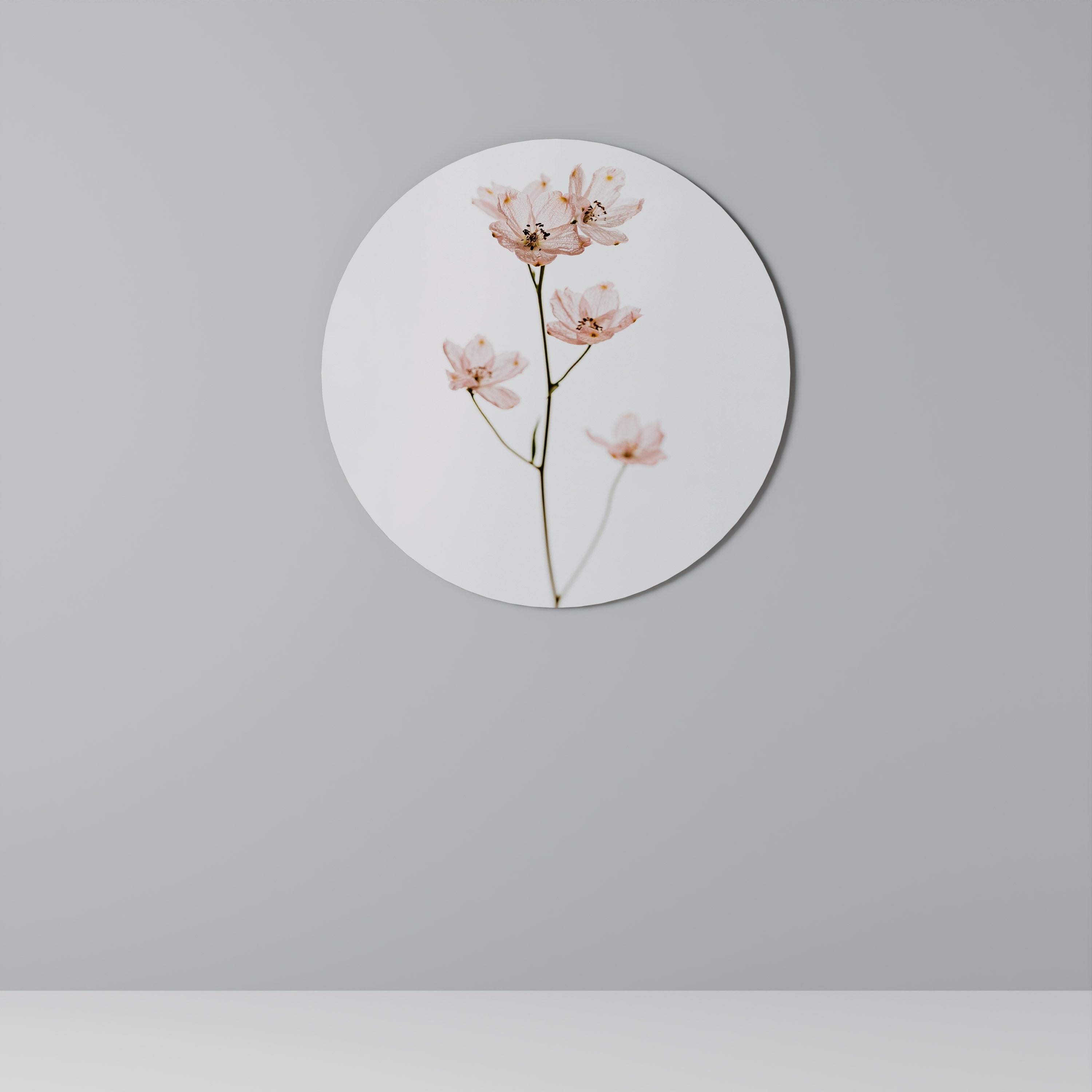 Runde Wandkunst „WHISPERS OF PINK“