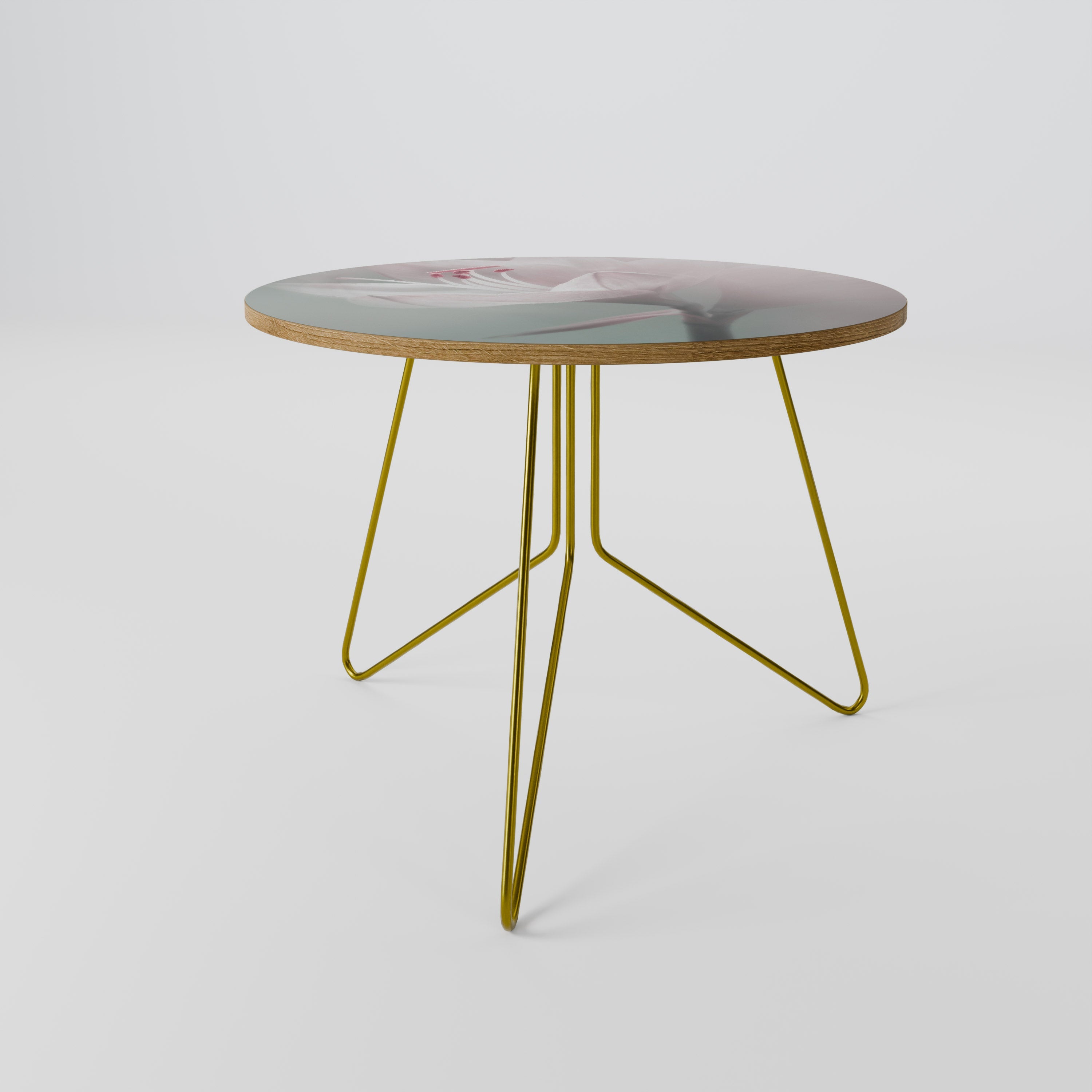GENTLE LILY Coffee Table 69