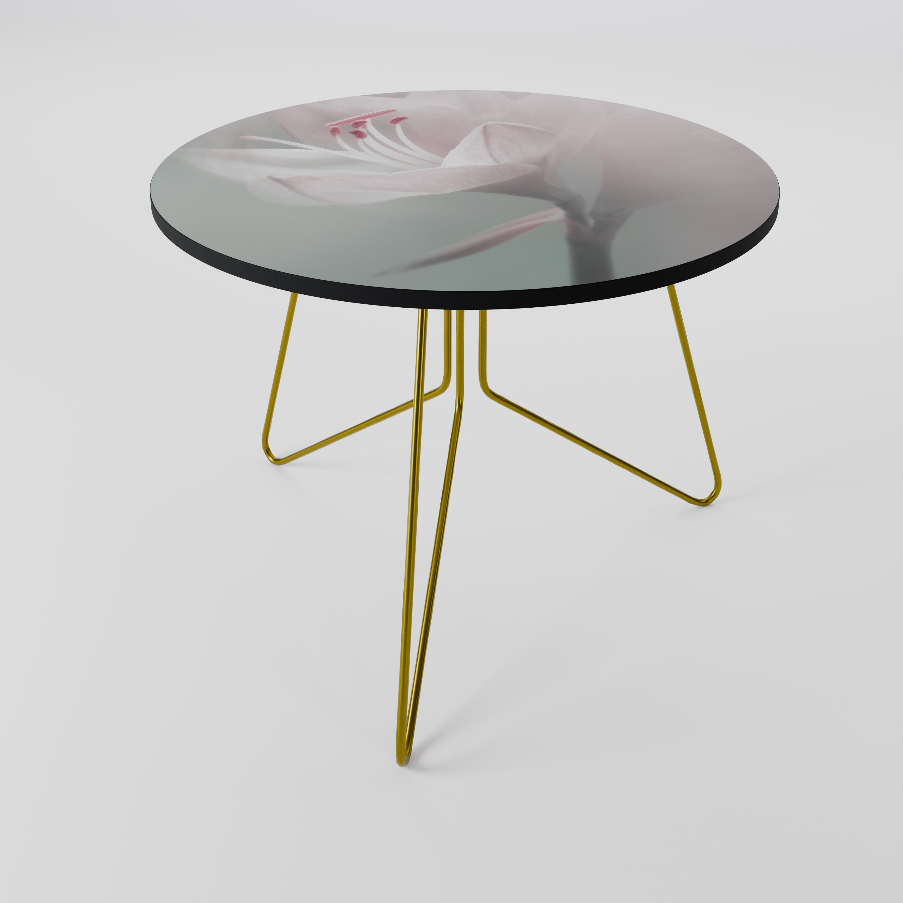 GENTLE LILY Coffee Table 69