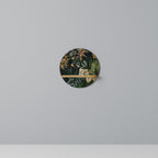 SILENT WILDERNESS Rundes Kunstregal in Eiche-Optik