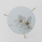 FLEETING WHITE PETALS Couchtisch Ø 60 cm