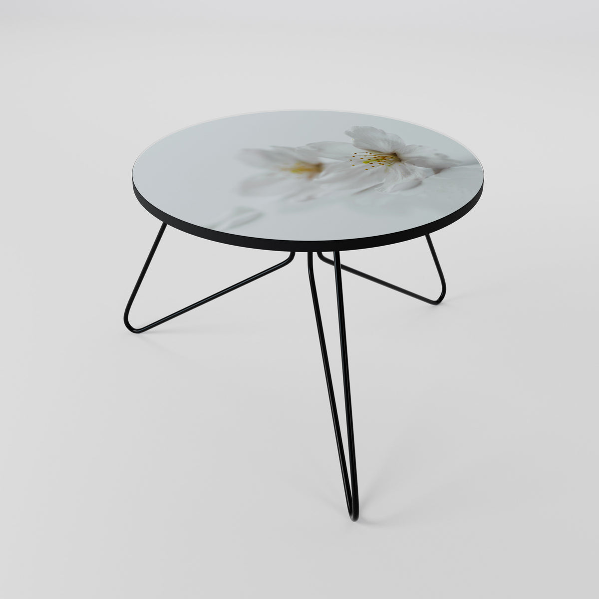 FLEETING WHITE PETALS Couchtisch