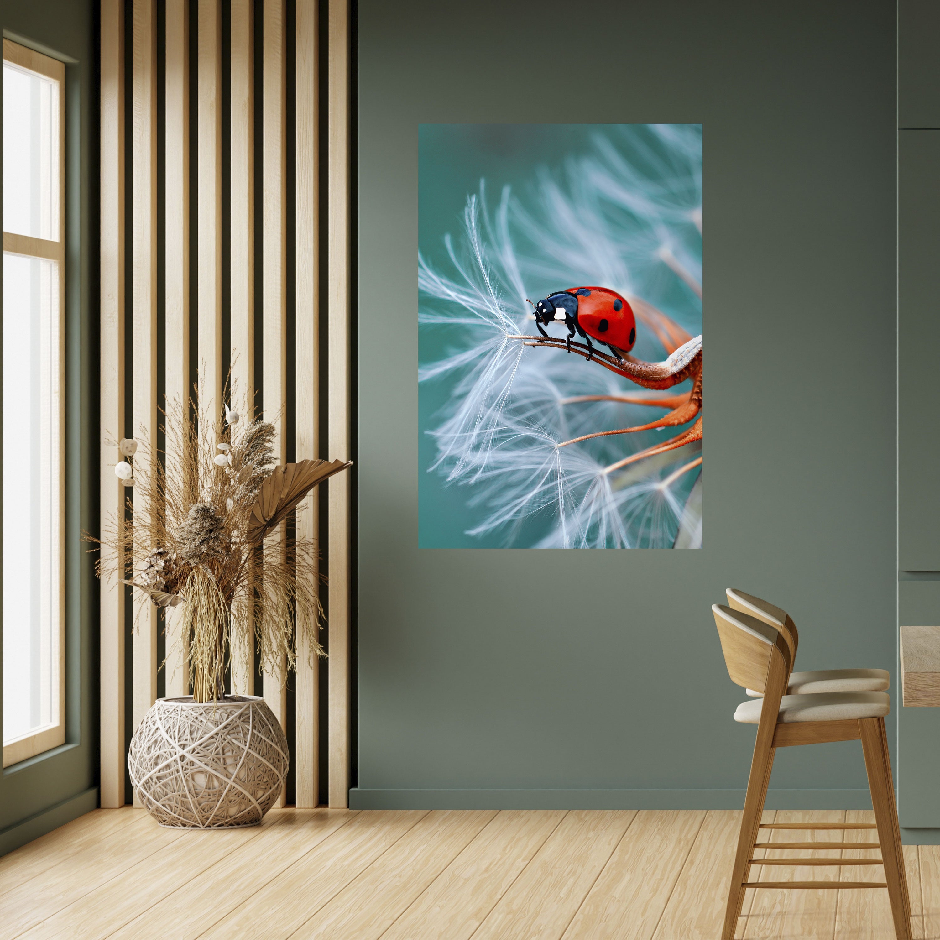 LADYBUG BALANCE Vertikales Poster zum Abziehen und Aufkleben