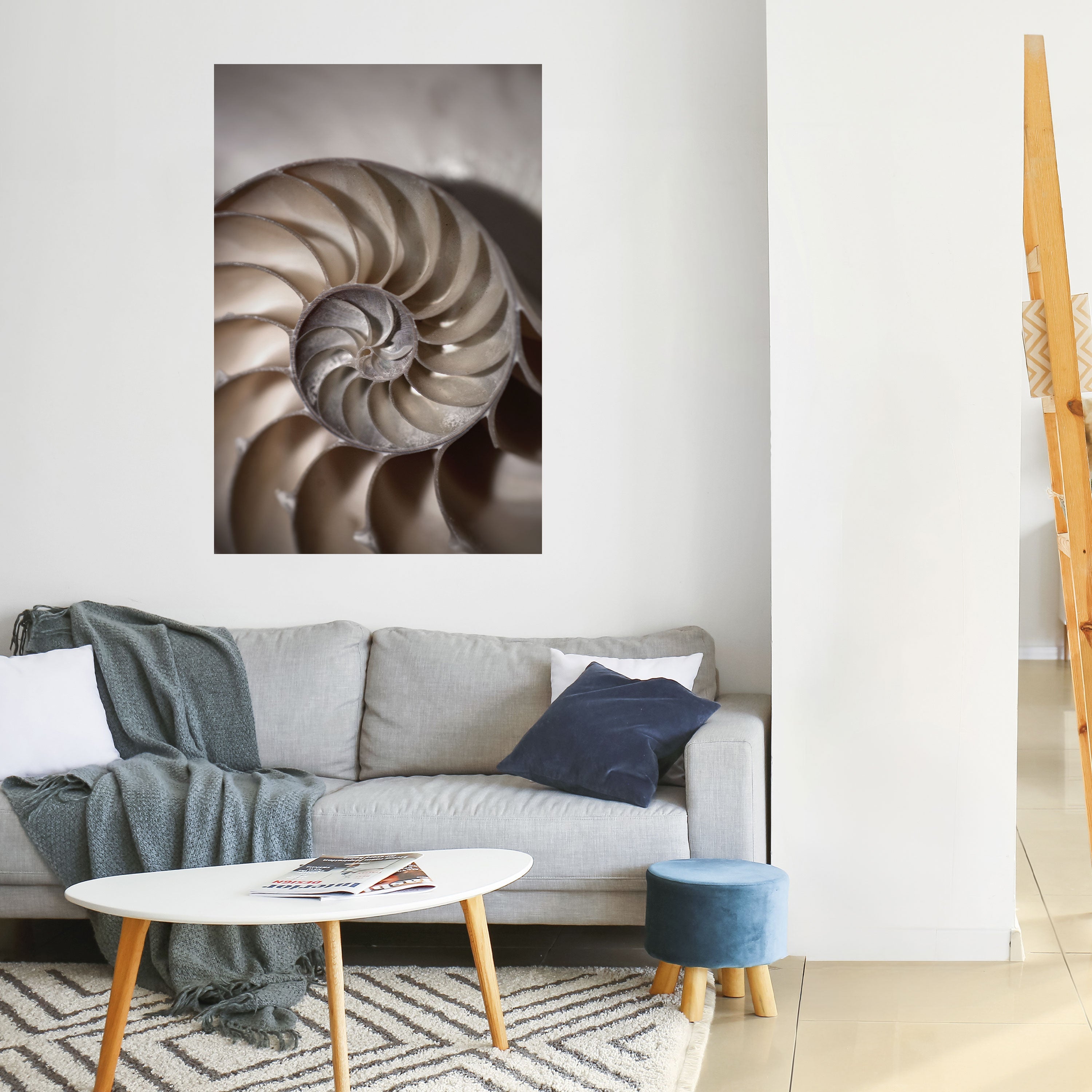 WHISPERS OF SHELLS Vertikales Poster zum Abziehen und Aufkleben