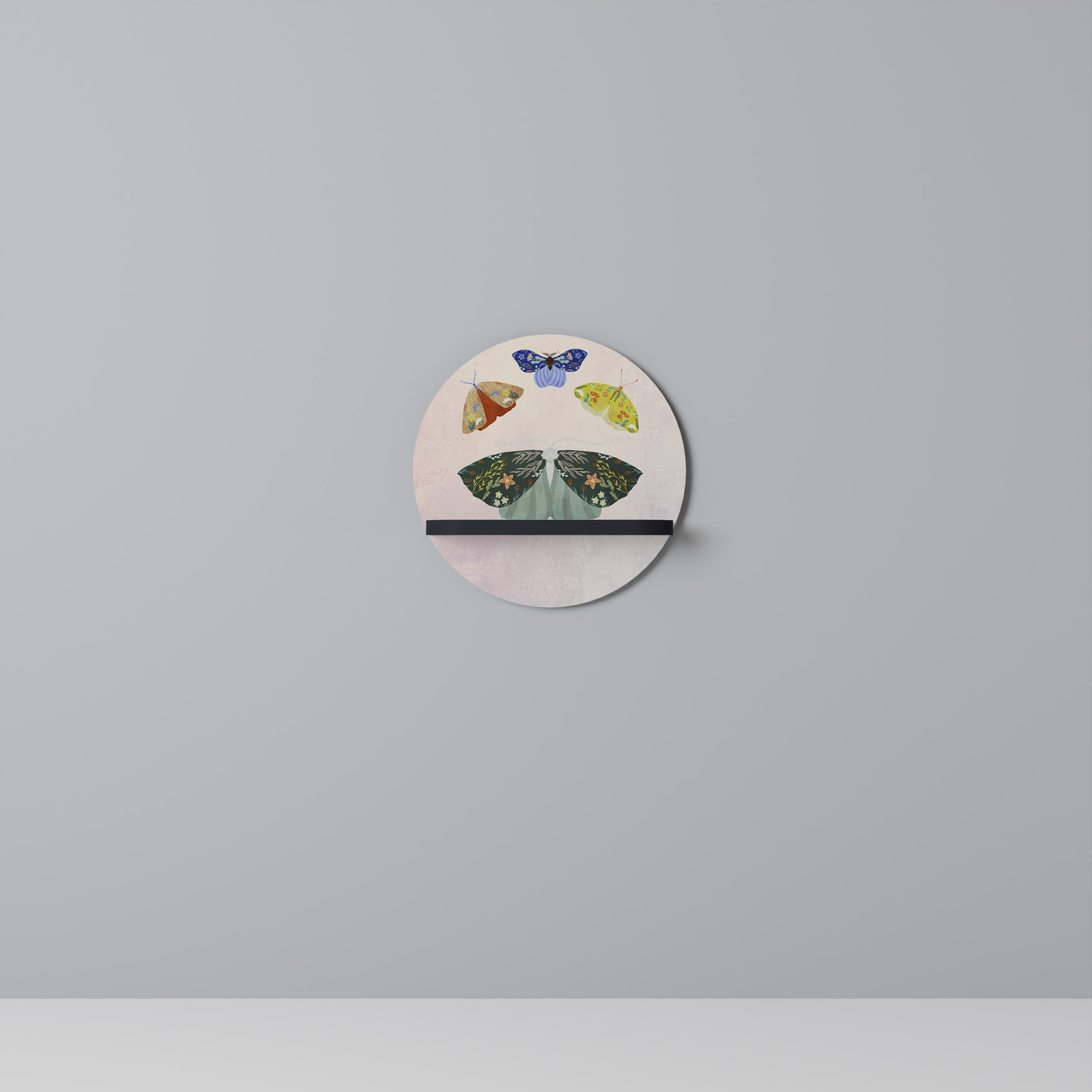 MOTH INTO THE LIGHT Rundes Kunstregal in Schwarz