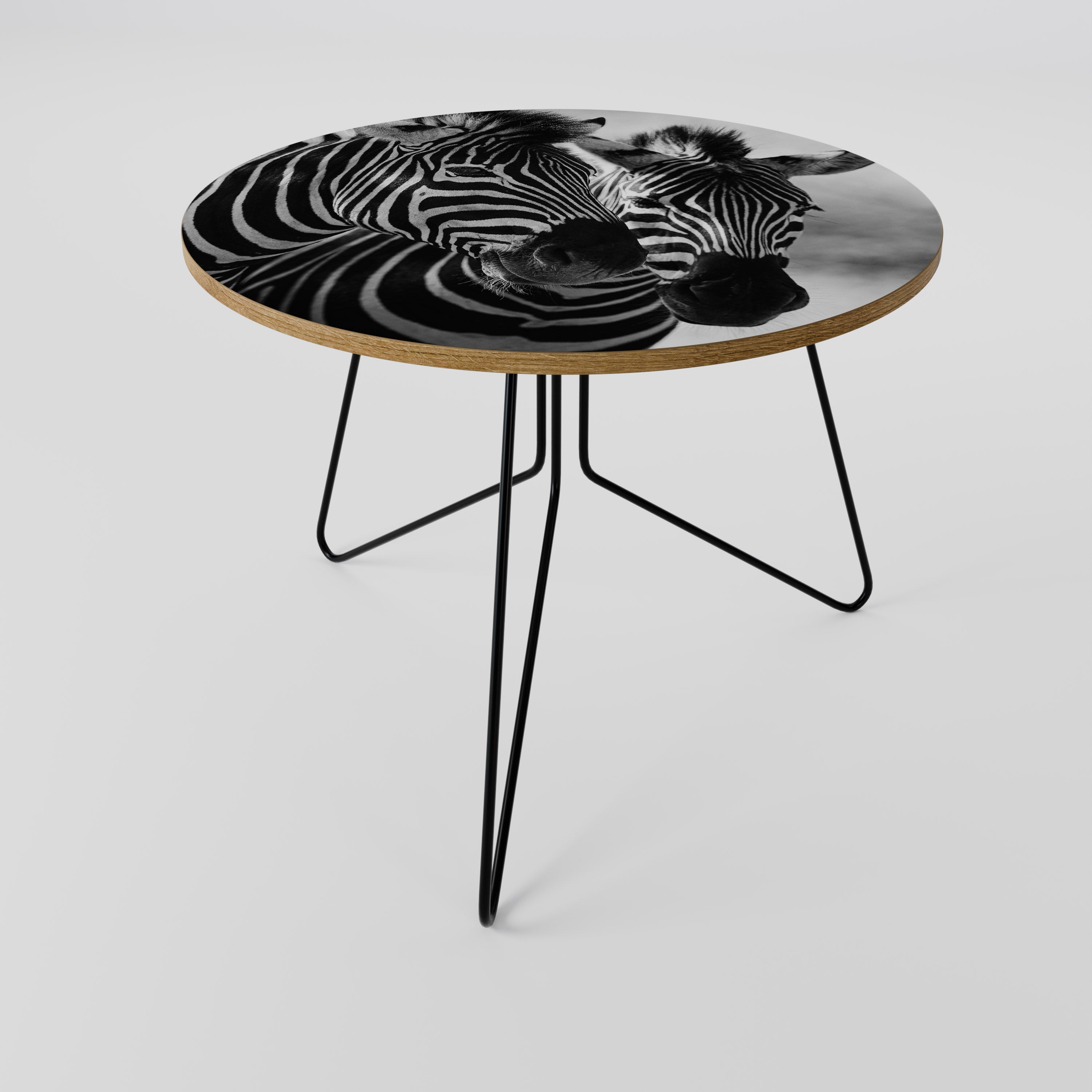 STRIPED SYMPHONY Couchtisch 69