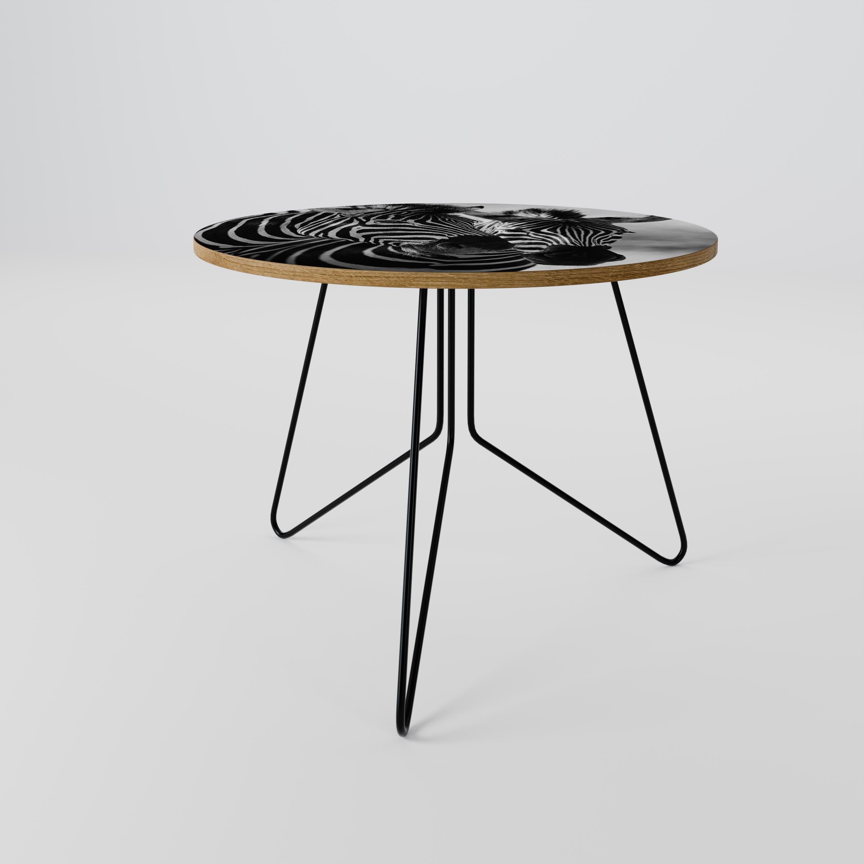 STRIPED SYMPHONY Couchtisch 69