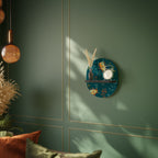 AUTUMN INSECTS Ovales Kunstregal in Schwarz